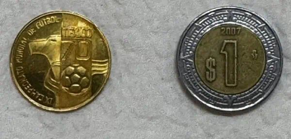Medalla IX Campeonato Mundial de Fútbol México 1970 - Image 3